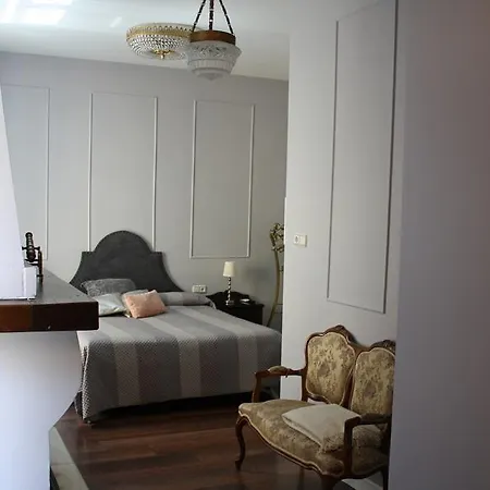 La Casa Azul +
